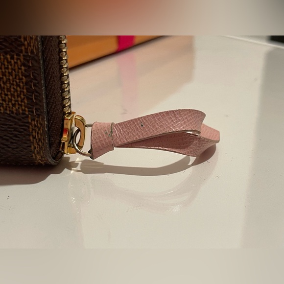 Louis Vuitton Clemence Wallet Rose Ballerine Damier Ebene - Picture 4 of 4